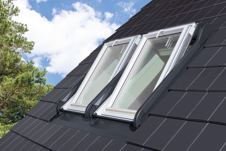 82559_100521